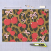 Rote Kirschen mit rosa Bow Coquette Leopard Print Seidenpapier (Handwerk)