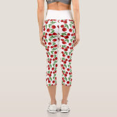 Rote Kirschen überall Capri Leggings (Rückseite)