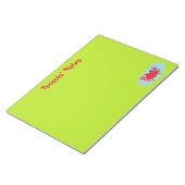 Rote Krabbe auf blauem und grünem individuelle Nam Notizblock (angewinkelt)