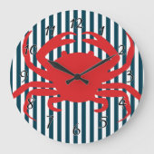 Rote Krabbe auf Seestreifen Große Wanduhr (Vorderseite)