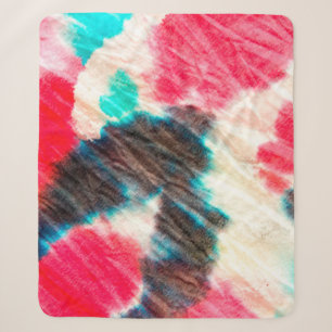 Rote künstlerische Verschmutzung. Shibori-Muster.  Sherpadecke