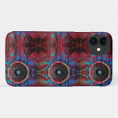 Rote Lautsprecher auf einem gebrochenen Wandmuster Case-Mate iPhone Hülle (Rückseite (Horizontal))