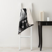 Rote Lautsprecher mit Verstärker und Kontrolle Knö Sherpadecke (Beispiel)