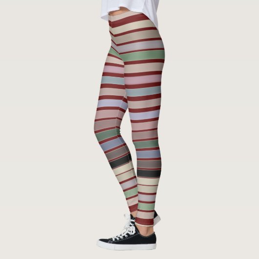 Rote Leggings mit feinem Streifen (Links)