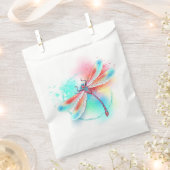 Rote Libelle im Aquarellhintergrund Geschenktütchen (Ausgeschnitten)
