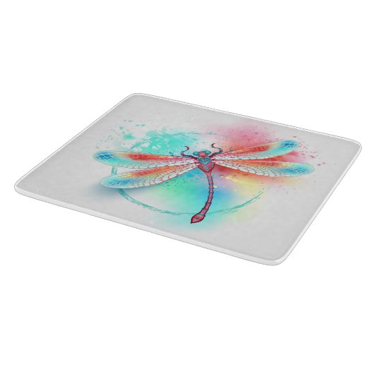 Rote Libelle im Aquarellhintergrund Schneidebrett (Ecke)