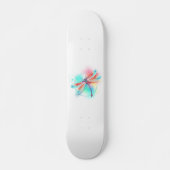 Rote Libelle im Aquarellhintergrund Skateboard (Vorne)