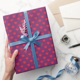 Rote lila kleine Herz-gemustertes Geschenkpapier