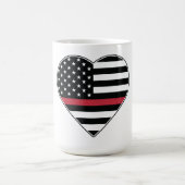 Rote Linie Flagge Herz Kaffeetasse (Mittel)