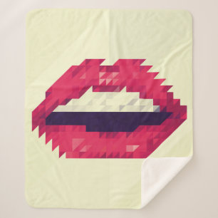 Rote Lippen aus kleinen Dreiecken, pixelship,pi Sherpadecke