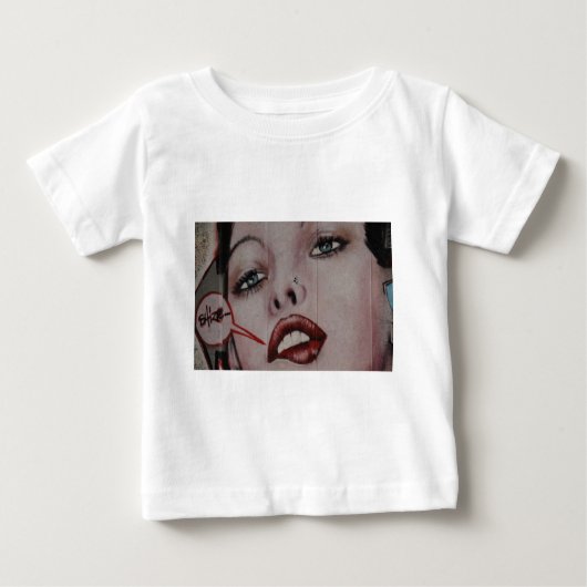 Rote Lippen Baby T-shirt (Vorderseite)