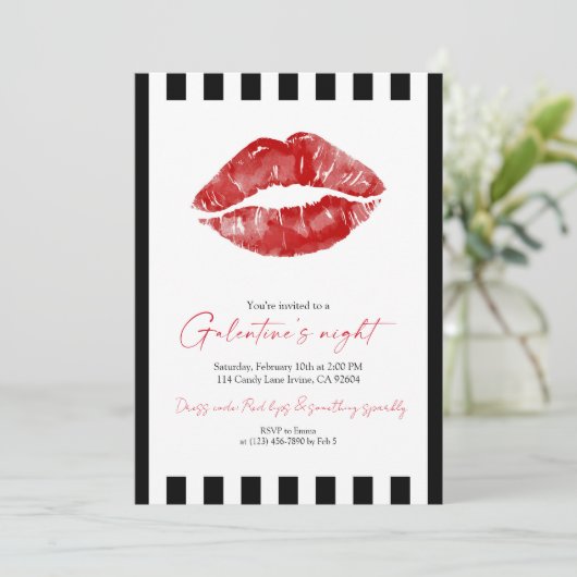 Rote Lippen Galentine’s-Nacht Einladung (Stehend Vorderseite)