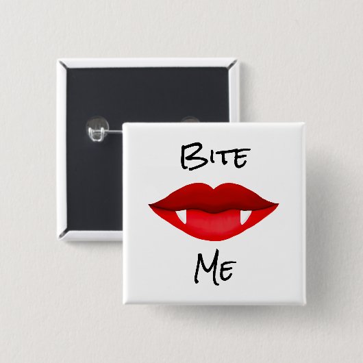 Rote Lippen mit Vampire Fangs Button (Vorne & Hinten)