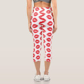 Rote Lippen, roter Lippenstift, Kuss, Lippenmuster Capri Leggings (Rückseite)