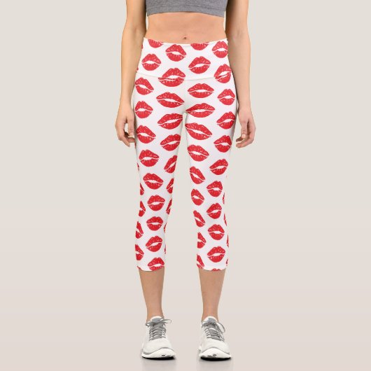 Rote Lippen, roter Lippenstift, Kuss, Lippenmuster Capri Leggings (Vorderseite)