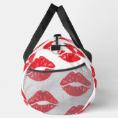 Rote Lippen, roter Lippenstift, Kuss, Lippenmuster Duffle Bag (Rechts)