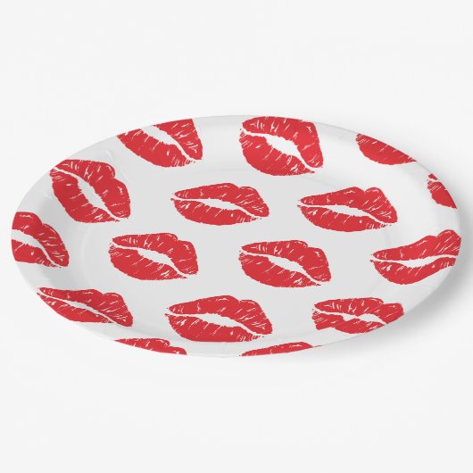Rote Lippen, roter Lippenstift, Kuss, Lippenmuster Pappteller (Schrägansicht)