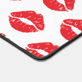 Rote Lippen, roter Lippenstift, Kuss, Lippenmuster Schreibtischunterlage (Ecke)