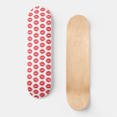 Rote Lippen, roter Lippenstift, Kuss, Lippenmuster Skateboard (Vorderseite)