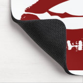 Rote Lippen Was große Zähne sind Mousepad (Ecke)