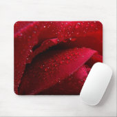 Rote Macro-Rose mit Wassertropfen Mousepad (Mit Mouse)