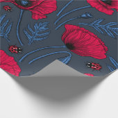 Rote Mohn und Ladybugs auf dunkelblau Geschenkpapier (Ecke)