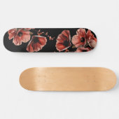 Rote Mohnblumen Schwarz Skateboard (Horizontal)