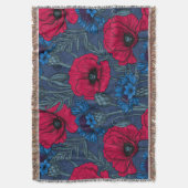 Rote Mohnblumen und blaue Maisblumen auf blau Decke (Vorderseite Vertikal)