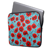 Rote Mohnblüten auf blauem Hintergrund Laptopschutzhülle (Vorderseite Links)