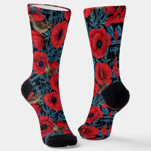 Rote Mohnblüten, blaue Blätter auf schwarz Socken (Gewinkelt)