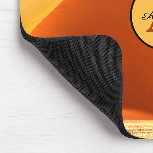 Rote Namibia Sanddünen Foto Monogramm Mousepad (Ecke)