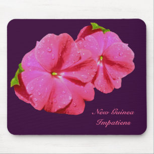 Rote neue Guinea Impatiens Coordinated Items Mousepad