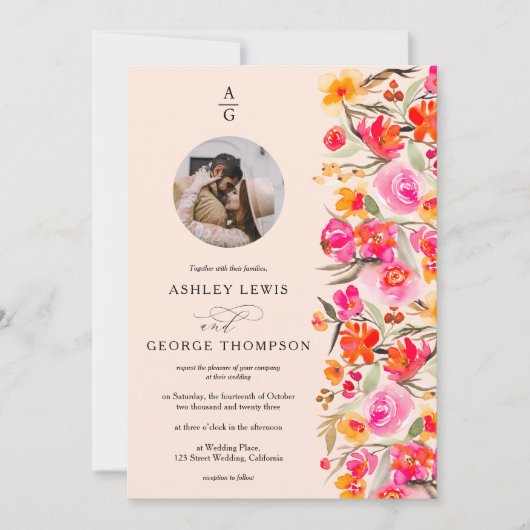 Rote orangefarbene Blumeninitialen Foto Hochzeit Einladung (Vorderseite)