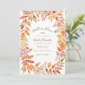 Rote orangefarbene Herbstlaube fallen im Brautpart Einladung (Stehend Vorderseite)