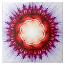 Rote Ornamente mit wirbelnden Blumen