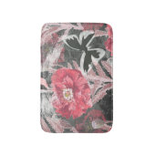 Rote Pappkuchen. Farbenfroher Blumendruck. Badematte (Vorderseite Vertikal)
