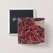 Rote Paprikaschoten auf dem Markt für lokale Erzeu Button (Vorne & Hinten)