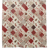 Rote Patchwork-Quiltdecke im rustikalen Blumenmust Duschvorhang (Vorderseite)
