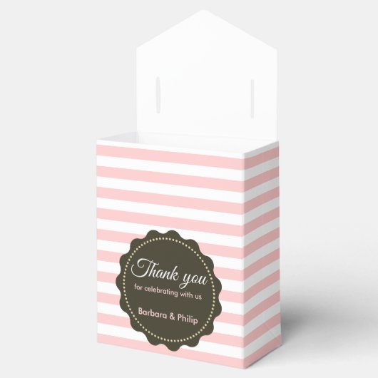 Rote Petunias Rosa Streifen Geschenkschachtel (Geöffnet)