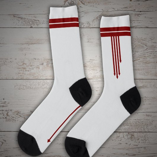 Rote Pfeile auf Weiß Socken