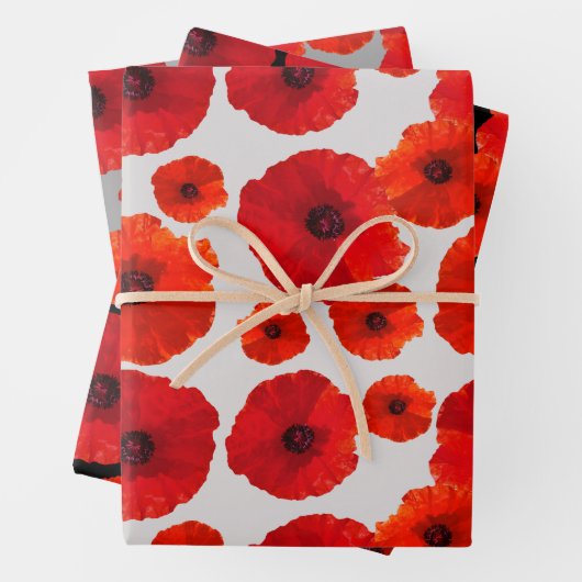 Rote Pflaumen auf Schwarz in Grau Geschenkpapier Set (Beispiel)