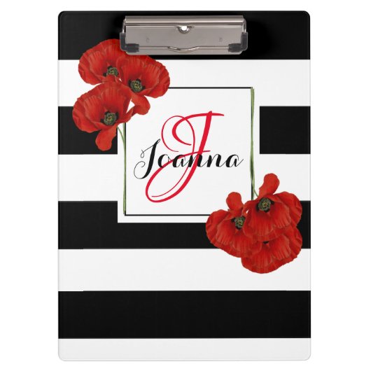 Rote Pflaumen auf schwarz-weiß gestreiftem Hinterg Klemmbrett (Vorderseite)