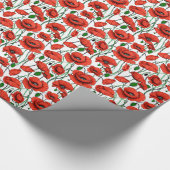 Rote Pflaumen in einem Feld auf Weiß Geschenkpapier (Ecke)