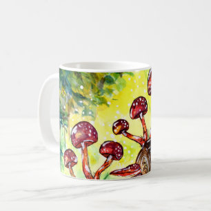 Rote Pilze im waldreichen Wasser Kaffeetasse