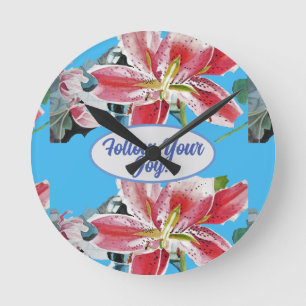 Rote Pinke Lilie Lillies floral Blau Deine Freude Runde Wanduhr
