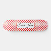 Rote Polka-Punkte | Personalisierter Name Skateboard (Horizontal)