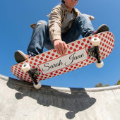Rote Polka-Punkte | Personalisierter Name Skateboard