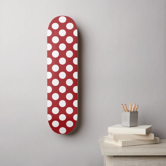 Rote Polka-Punkte, Polka-Dottern-Muster, Punkte, g Skateboard (Wandkunst)