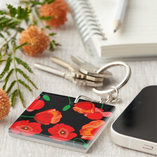 Rote Poppies auf der schwarzen Hintergrunddarstell Schlüsselanhänger (Vorderseite rechts)