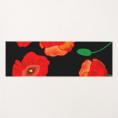 Rote Poppies auf der schwarzen Hintergrunddarstell Yogamatte (Vorderseite (Horizontal))